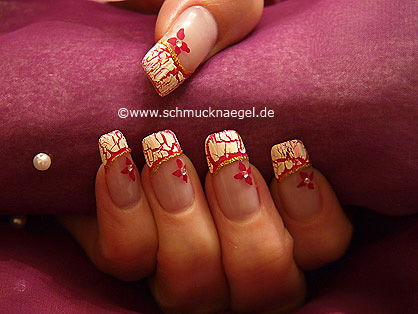 French Motiv mit Crackling Nagellack in Wei� - Nailart 299
