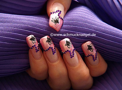Fingernail motif with 3D nail art sticker