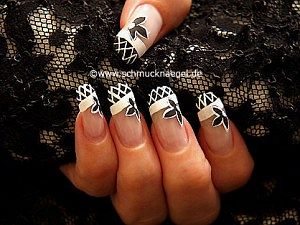 Nail decoration with nail lacquers
