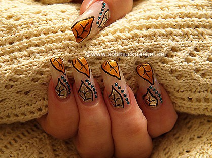 Autumn motif with strass stones