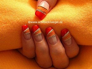 Dried leaves for the fingernail design