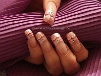 Pink french motif with spot-swirl