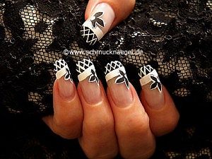 Decorar las uñas con esmaltes y nail art liner