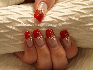 Uñas francesas con esmalte en rojo