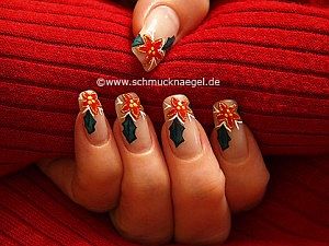 Flor de Nochebuena decoración de uñas