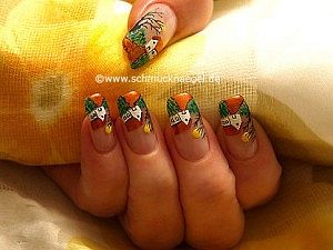 Paisaje decoración de uñas con esmaltes