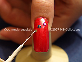 Nailart Liner in der Farbe weiß