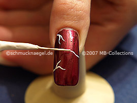 Nailart Liner in der Farbe weiß