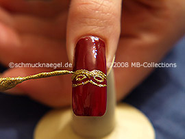 Nailart Liner in der Farbe gold-glitter