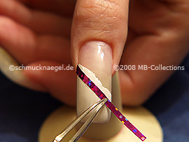 Hologramm-Folie und Pinzette