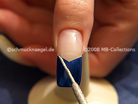 Nailart Liner in der Farbe silber-glitter