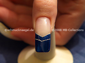 Nailart Liner in der Farbe silber-glitter