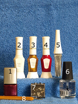 Produkte für die Nagelkunst in weinrot und silber-glitter - Nagellack, Nailart Pen, Nailart Liner, Strasssteine, Spot-Swirl, Klarlack