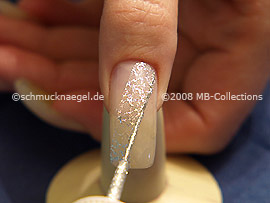 Nailart Liner in der Farbe silber-glitter