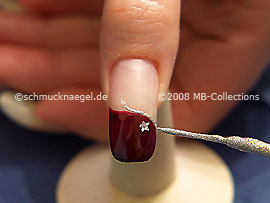 Nailart Liner in der Farbe silber-glitter