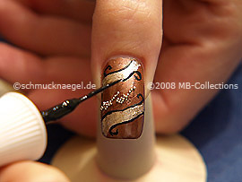 Nailart Liner in der Farbe schwarz