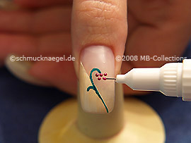 Nailart Liner in der Farbe lavendel