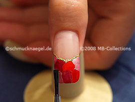 Der Klarlack schützt das Design