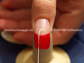 Nailart Liner in der Farbe weiß