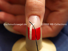 Nailart Liner in der Farbe schwarz