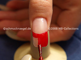 Nagellack in der Farbe rot