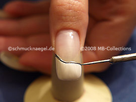 Nailart Liner in der Farbe Silber