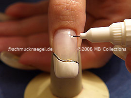 Nailart Pen in der Farbe weiß