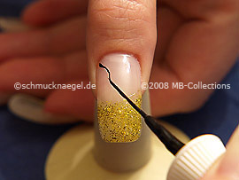 Nailart Liner in der Farbe schwarz