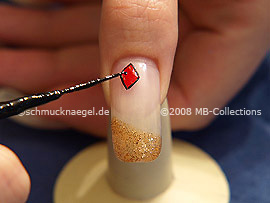 Nailart Liner in der Farbe schwarz