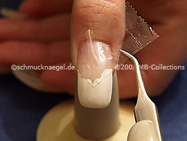Pinzette und durchsichtiges Klebeband