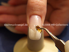Blattgold und die Pinzette