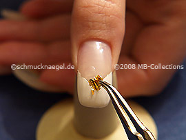 Blattgold und die Pinzette
