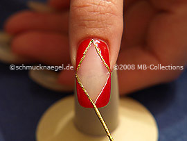 Nailart Liner in der Farbe gold-glitter