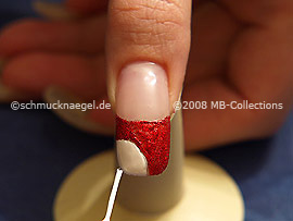 Nailart Liner in der Farbe weiß