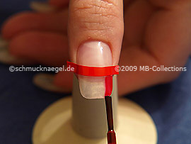 Nagellack in der Farbe rot