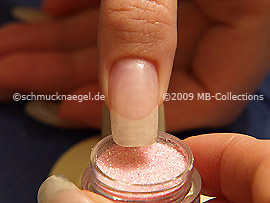 Glitter-Pulver in der Farbe rosa