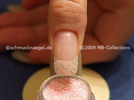 Glitter-Pulver in der Farbe rosa