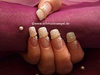 Fingernageldesign mit Nailart Perlenkette