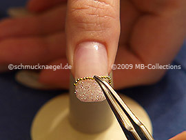 Nailart Perlenkette