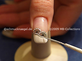 Nailart Liner in der Farbe silber-glitter