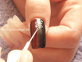 Nailart Liner in der Farbe weiß