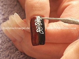 Nailart Liner in der Farbe silber-glitter