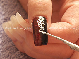 Nailart Liner in der Farbe silber-glitter