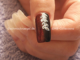 Nailart Liner in der Farbe silber-glitter