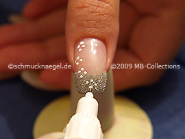 Nailart Pen in der Farbe weiß