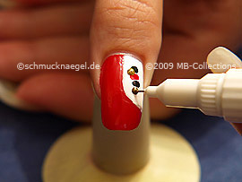 Nailart Pen in der Farbe kupfer