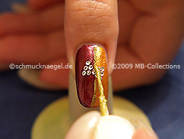 Nailart Liner in der Farbe gold-glitter