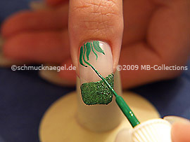 Nailart Liner in der Farbe grün