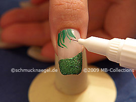 Nailart Pen in der Farbe lavendel