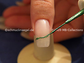 Nailart Liner in der Farbe grün-glitter